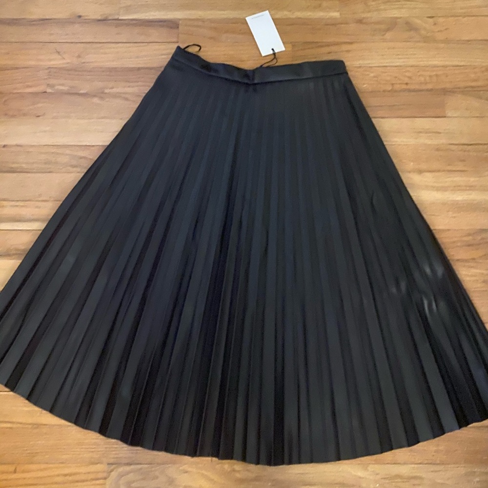 Pleated pleather skirt
